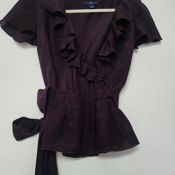 GAP Ruffled Peplum Blouse with Tie Front. Size S. Cotton & Silk - Picture 3 of 9